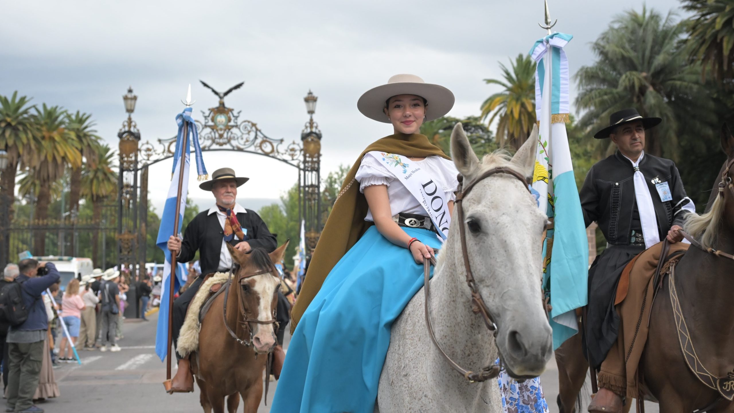 El Carrusel volvió a convocar a miles de mendocinos y turistas en las calles de la Ciudad