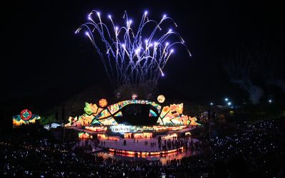 “90 cosechas de una misma cepa” emocionó al público en el Teatro Griego Frank Romero Day