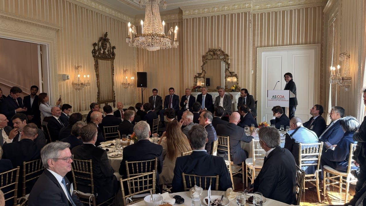 El Gobernador Cornejo promociona a Mendoza ante inversores internacionales en la Argentina Week de Nueva York