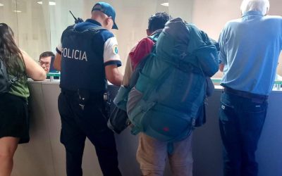 La Policía Turística asistió a un turista de Estados Unidos tras el hurto de su documentación