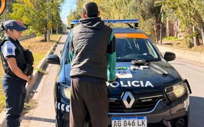 Operativos en zonas turísticas de Maipú: un detenido con droga, un conductor ebrio y una moto retenida