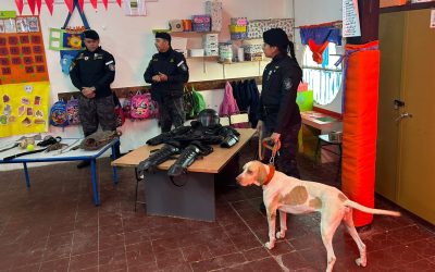 Día del Animal: el Cuerpo de Canes de la Policía de Mendoza abrió sus puertas a estudiantes en la zona Este