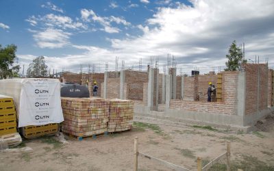Cornejo anunció una millonaria inversión para nuevas obras en las rutas 7 y 40 y en la extensión del Tren de Cercanías