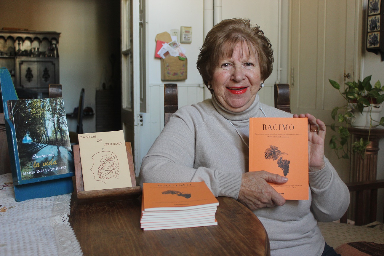 Autora de Racimo