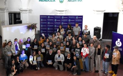 Mendoza presentó el primer catálogo de “Colección Identidad”