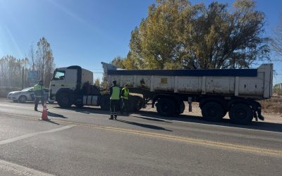 Operativo conjunto entre la Policía Ambiental Minera y el municipio de Tunuyán para el control del transporte de minerales