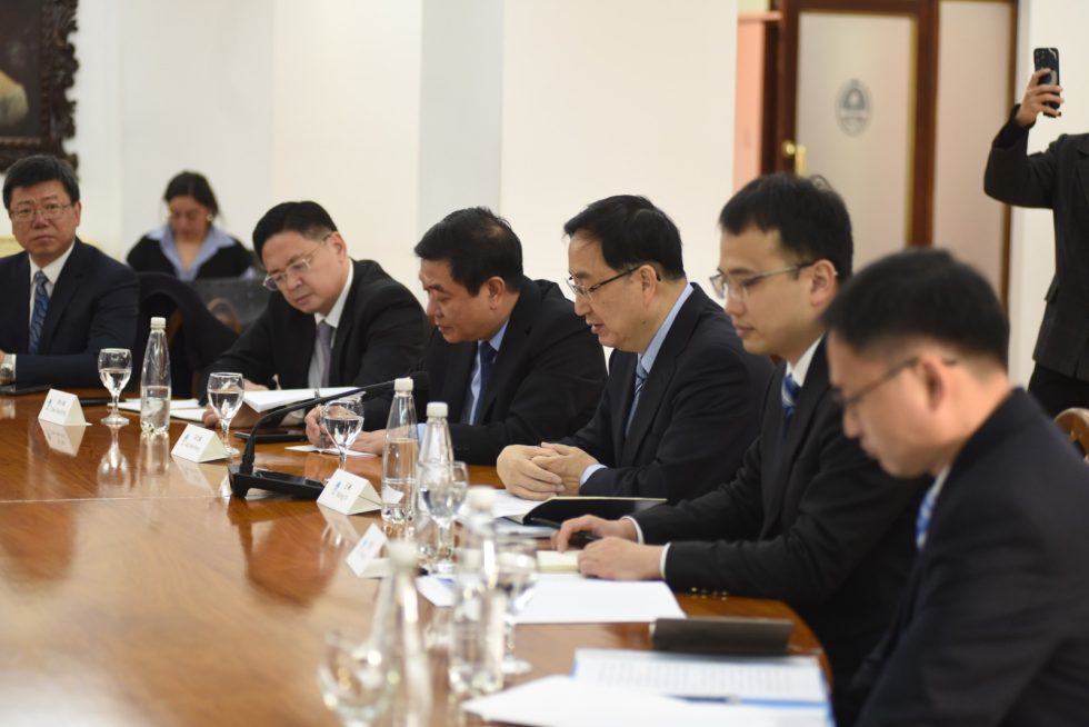 Mendoza fortalece v&iacute;nculos con Guangdong, el motor industrial de China