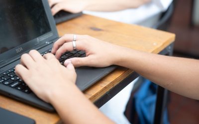 Educación lanza el curso Infancias y Adolescencias en Entornos Digitales