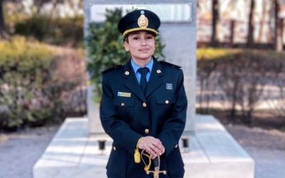 Del CEO al rescate: la historia de Natasha Lara, una policía que también es bombera y rescatista