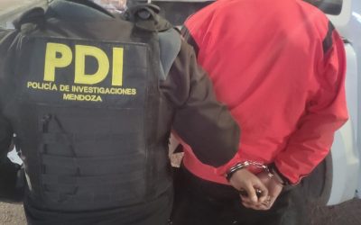 La Policía de Mendoza detuvo en Godoy Cruz a cuatro personas armadas y secuestró dos vehículos