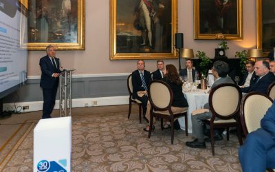 Ante líderes globales del sector energético, Cornejo destacó la estabilidad de Mendoza y las oportunidades de inversión