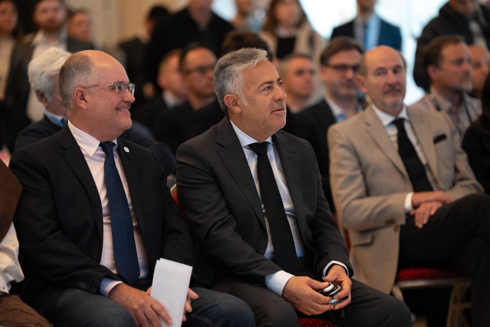 Cornejo abrió Vinexpo Explorer y apuntó a más exportaciones de vino