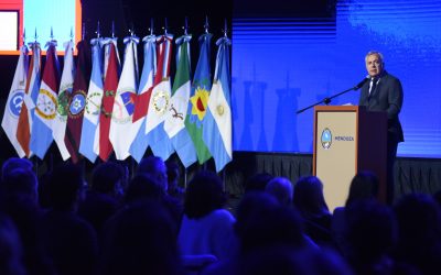 Cornejo encabezó la apertura del Encuentro Federal de Industrias Culturales y Creativas y firmó la creación del Ente Regional Cuyo Cultura