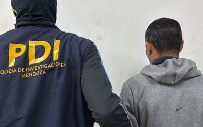 La Policía siguió la pista de un auto y logró detener a un sospechoso vinculado a un robo