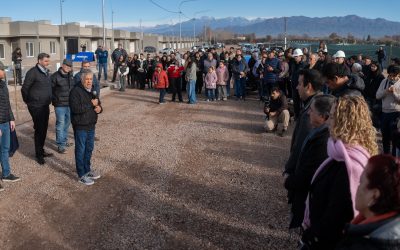 Con una inversión provincial de $1.635 millones, Mendoza entregó nuevas viviendas en Luján de Cuyo