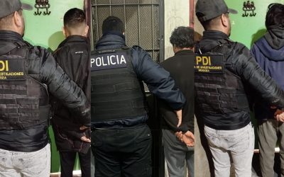 Una investigación en Godoy Cruz permitió secuestrar cuatro armas de fuego y detener a tres personas