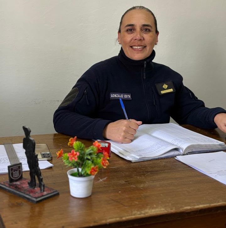 Subcomisario Edith González